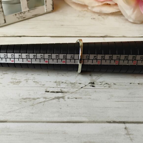 NEW Large Blue Teardrop Statement Ring Silver Tone Size 10 Eclectic, Funky - Picture 4 of 4